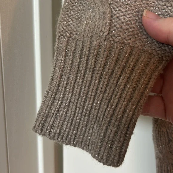 EUC Loft dove gray cable knit sweater size MP wool blend with silver threads - Picture 6 of 8